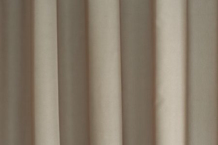 Fényáteresztő függöny Mary, 290 cm magas ólomzsinóros (szín: 04)