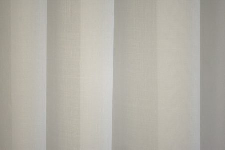 Fényáteresztő függöny Nelson, 300 cm magas ólomzsinóros (szín: 50)